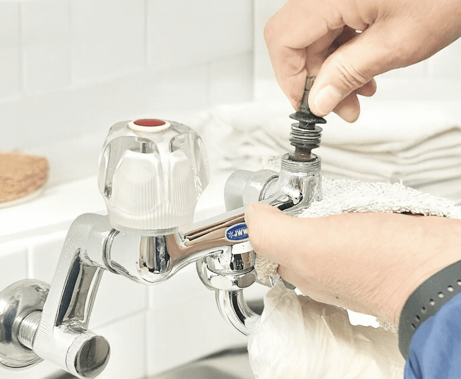 水漏れ修理から、配管リニューアルまで