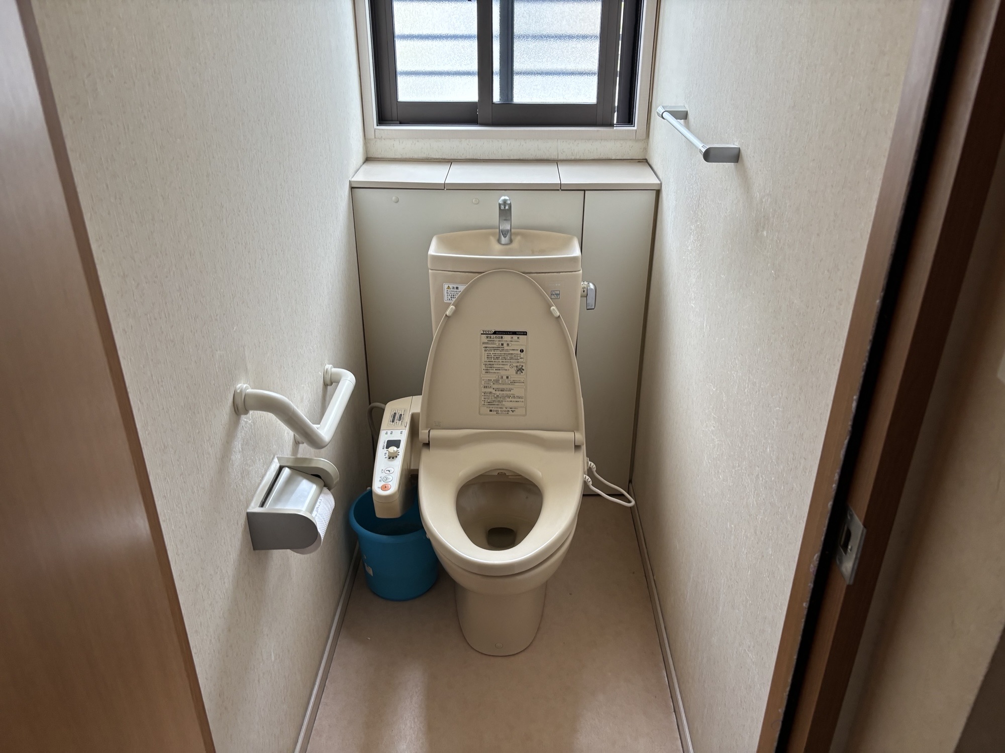 大分市M様邸TOTOトイレピュアレストEX＋アプリコットF1A交換工事前写真