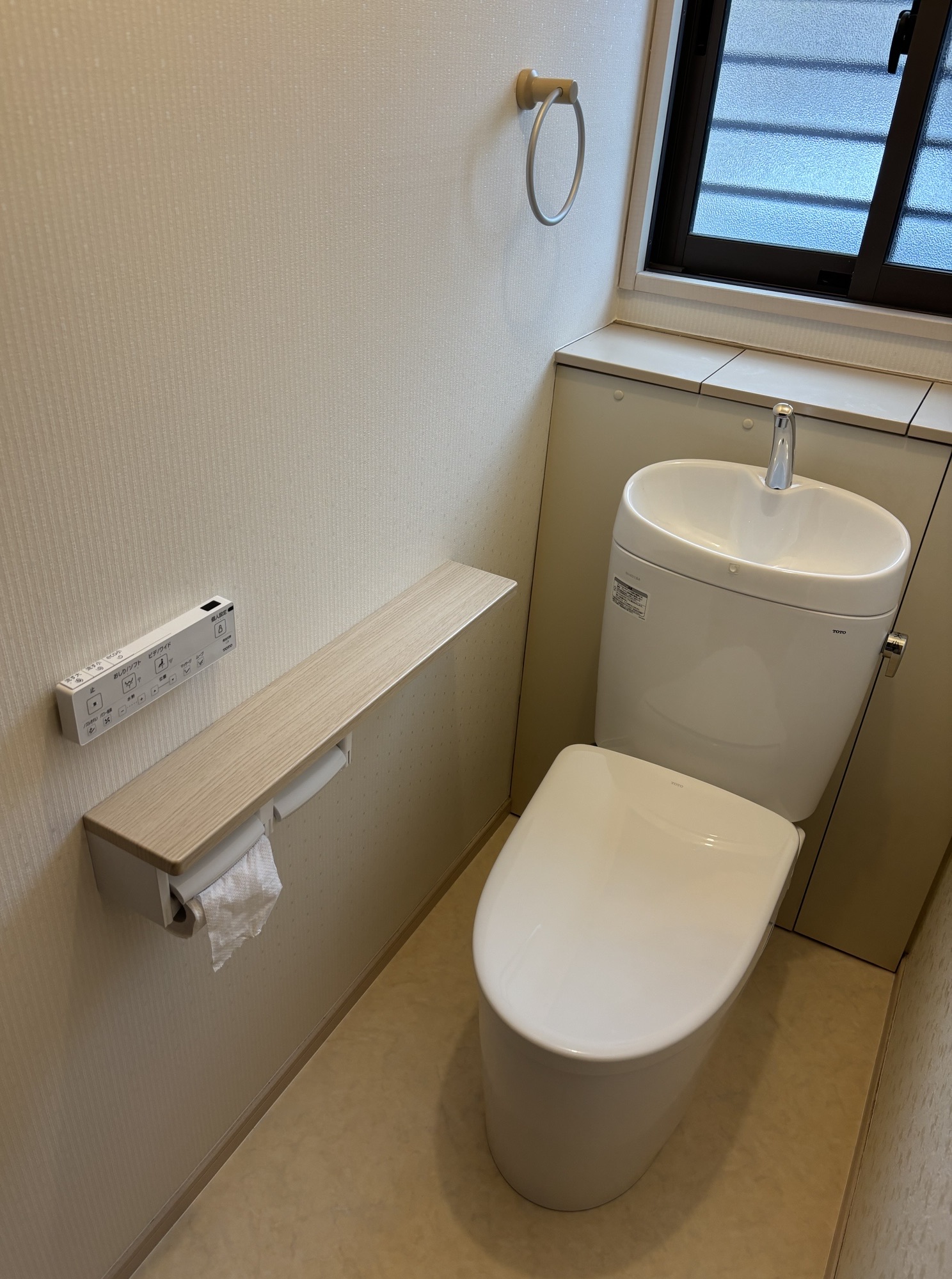 大分市M様邸TOTOトイレピュアレストEX＋アプリコットF1A交換工事後写真