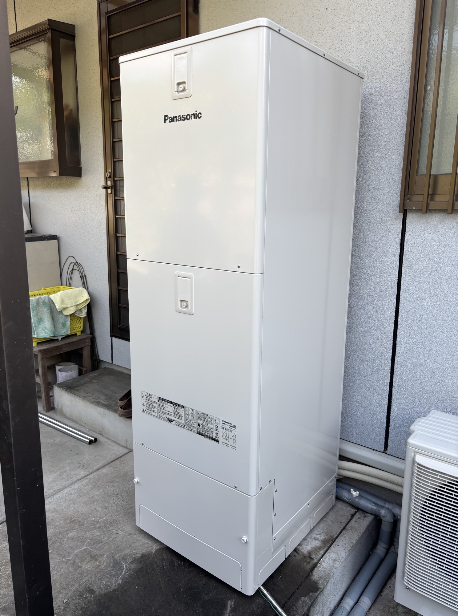 大分市I様邸HE-S37LQS パナソニック製エコキュート施工事例工事後写真2