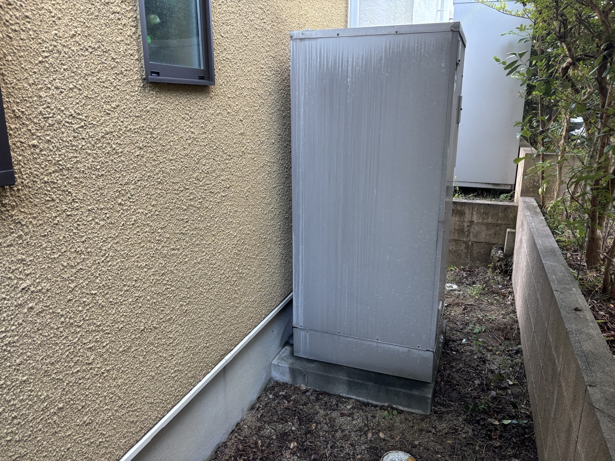 大分市T様邸EQA46ZSV　ダイキン製エコキュート交換施工事例工事前写真