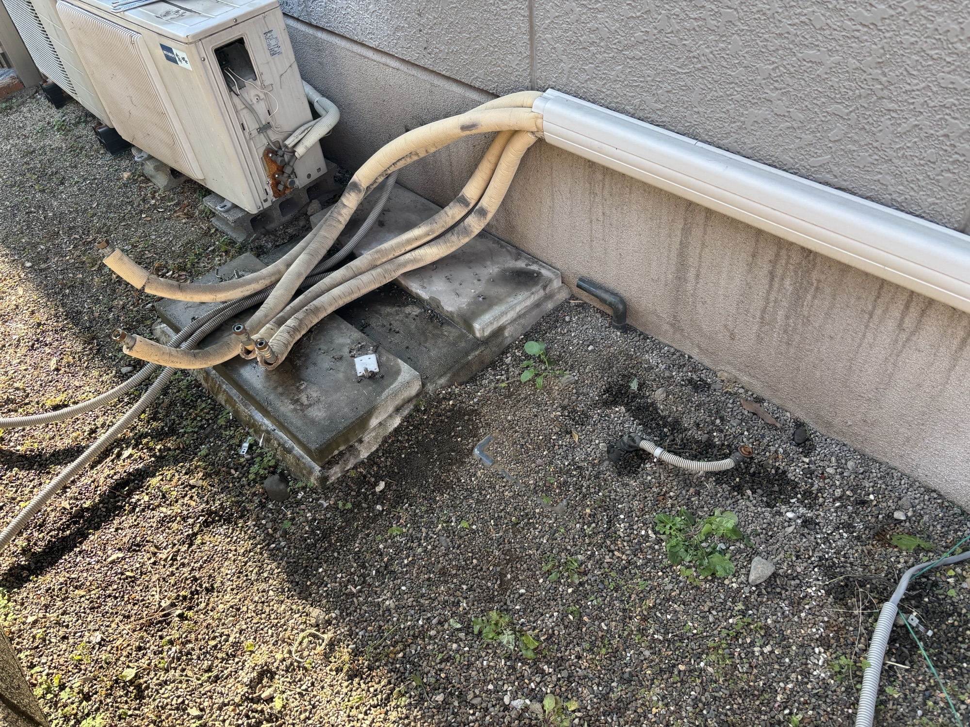 大分市N様邸貸家エコキュート交換　HE-S37LQS交換施工事例工事イメージ01