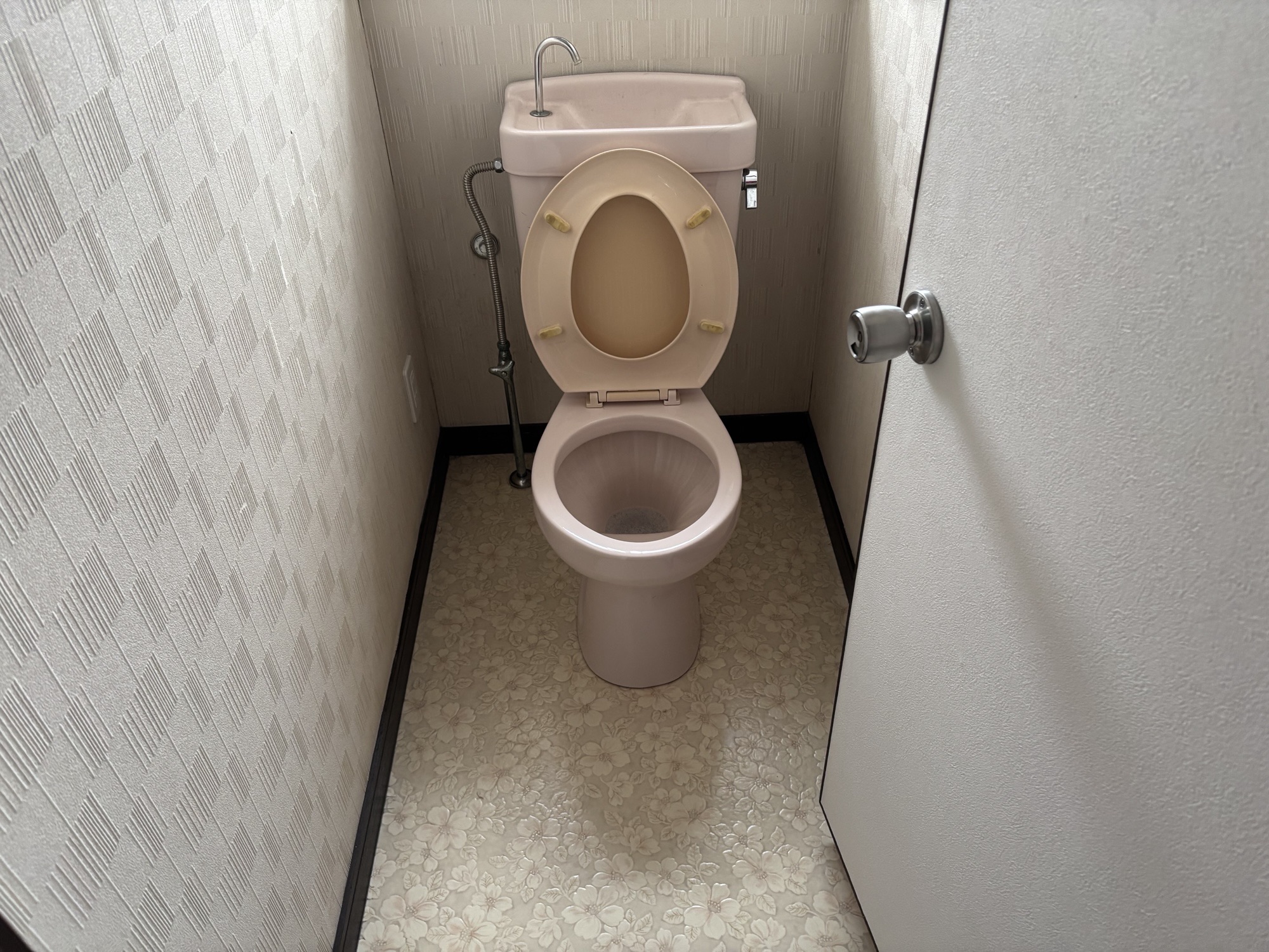 大分市A様TOTOピュアレストQR+パナソニックCH951S+内装パック　施工事例工事前写真