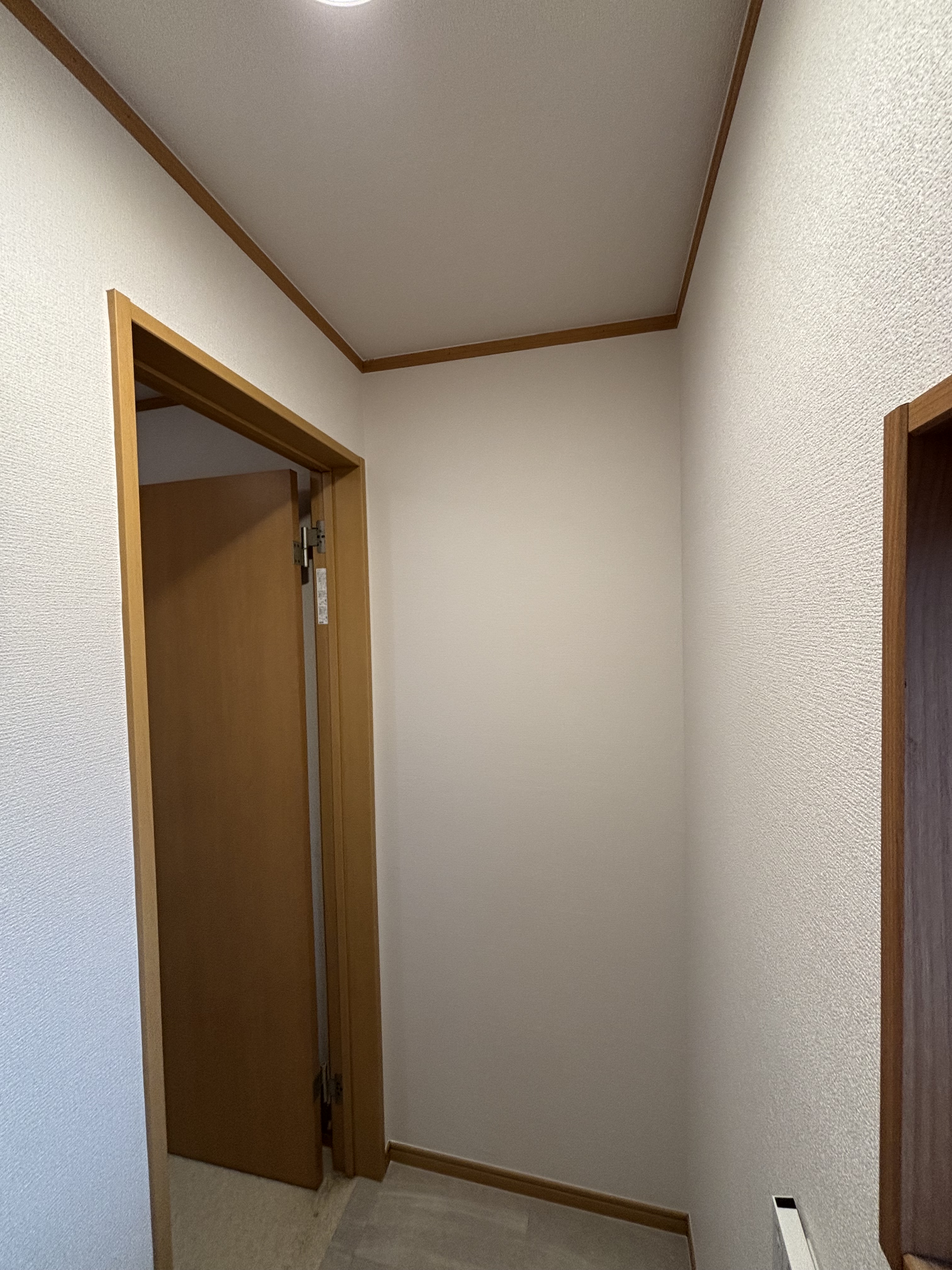 大分市S様邸トイレ交換 TOTOピュアレストQR+SS2+内装パック施工事例工事後写真3