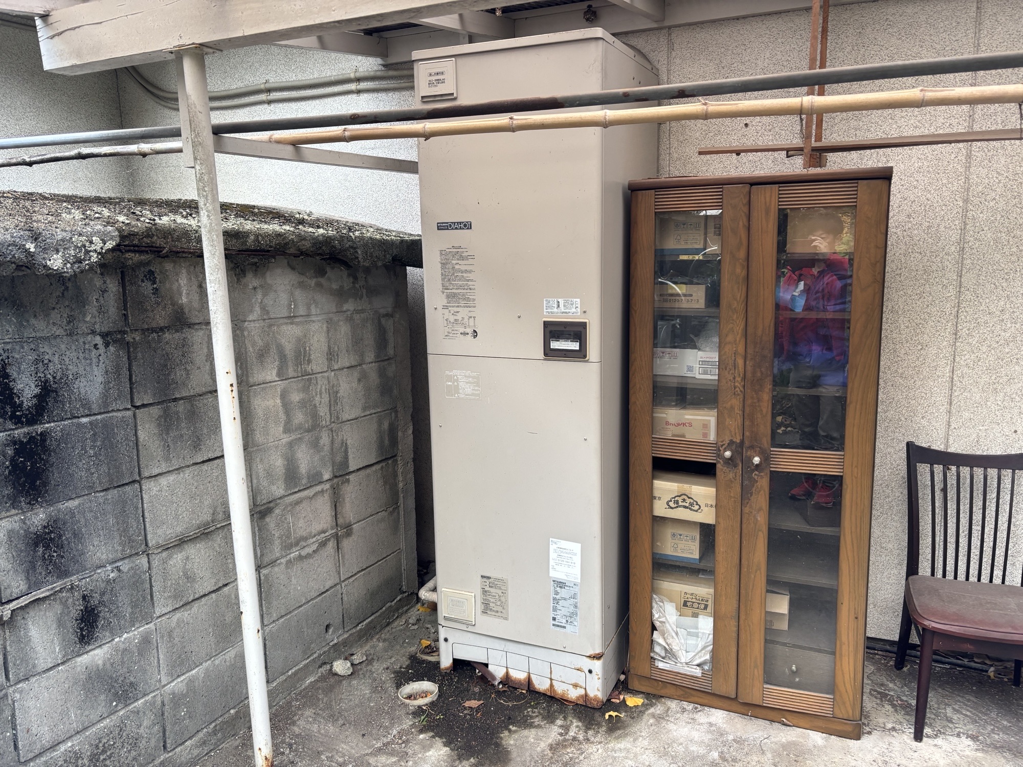 大分市I様邸電気温水器～エコキュート交換　CHOFU　EHP-3705BA施工事例工事前写真