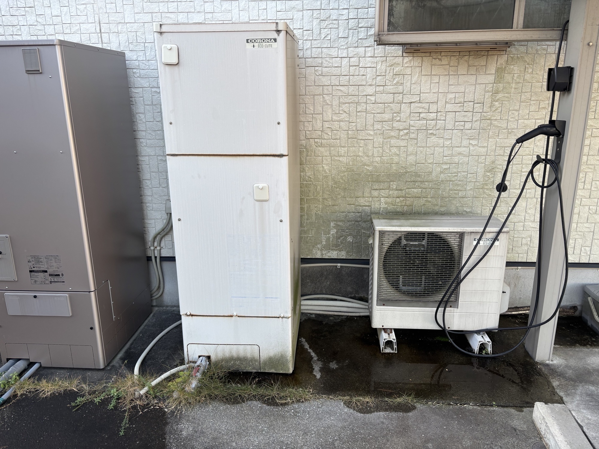 大分市N様邸エコキュート交換　パナソニックHE-SU37LQS工事前写真