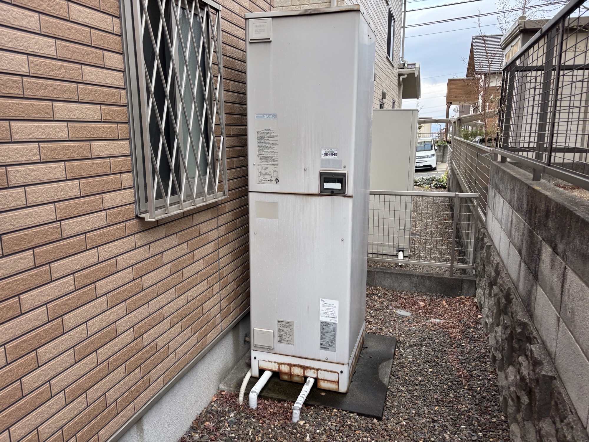 大分市A様邸HE-S37LQS　電気温水器～エコキュート交換工事前写真