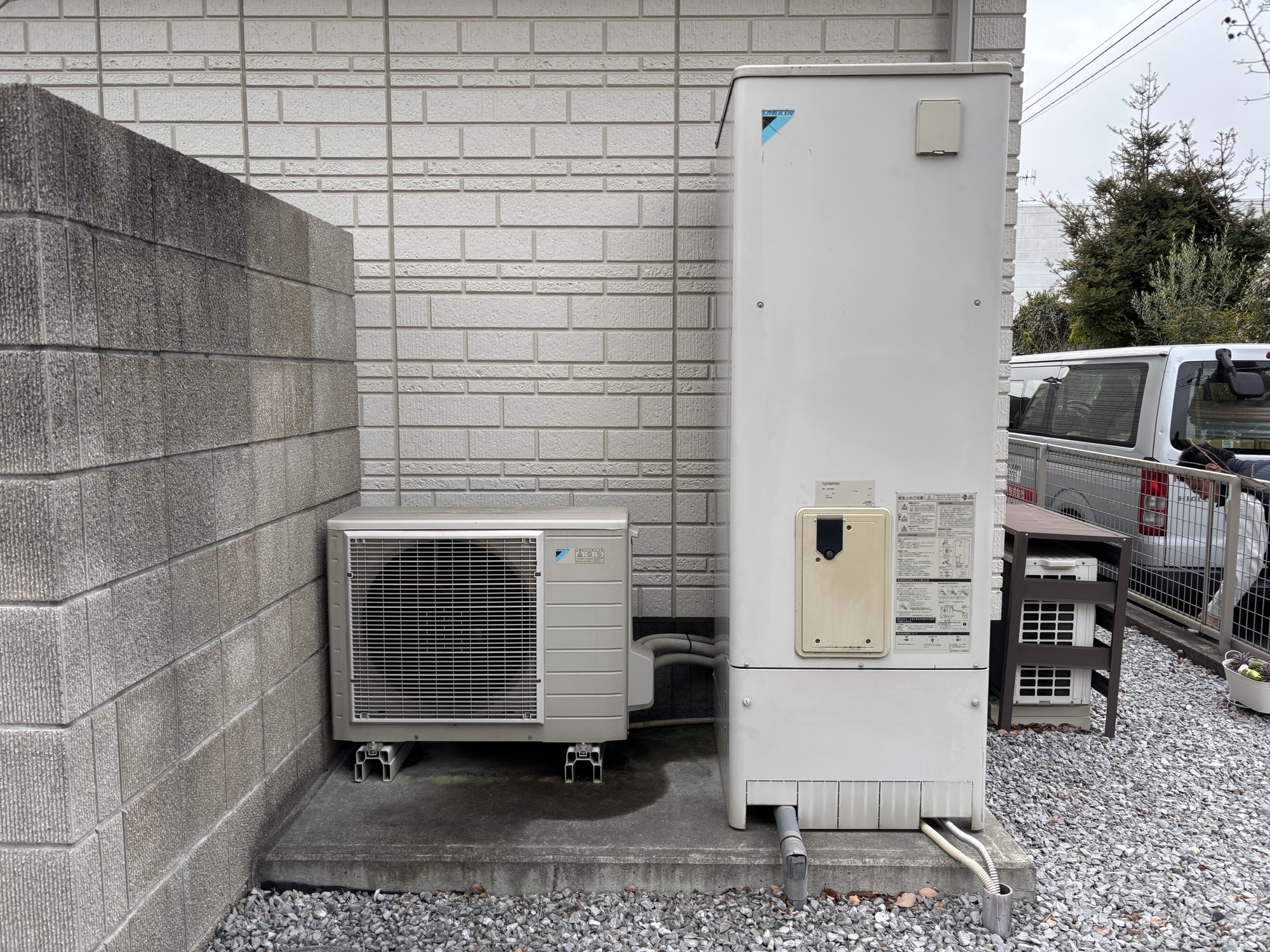 大分市I様邸エコキュート交換　パナソニックHE-SU37LQS工事前写真