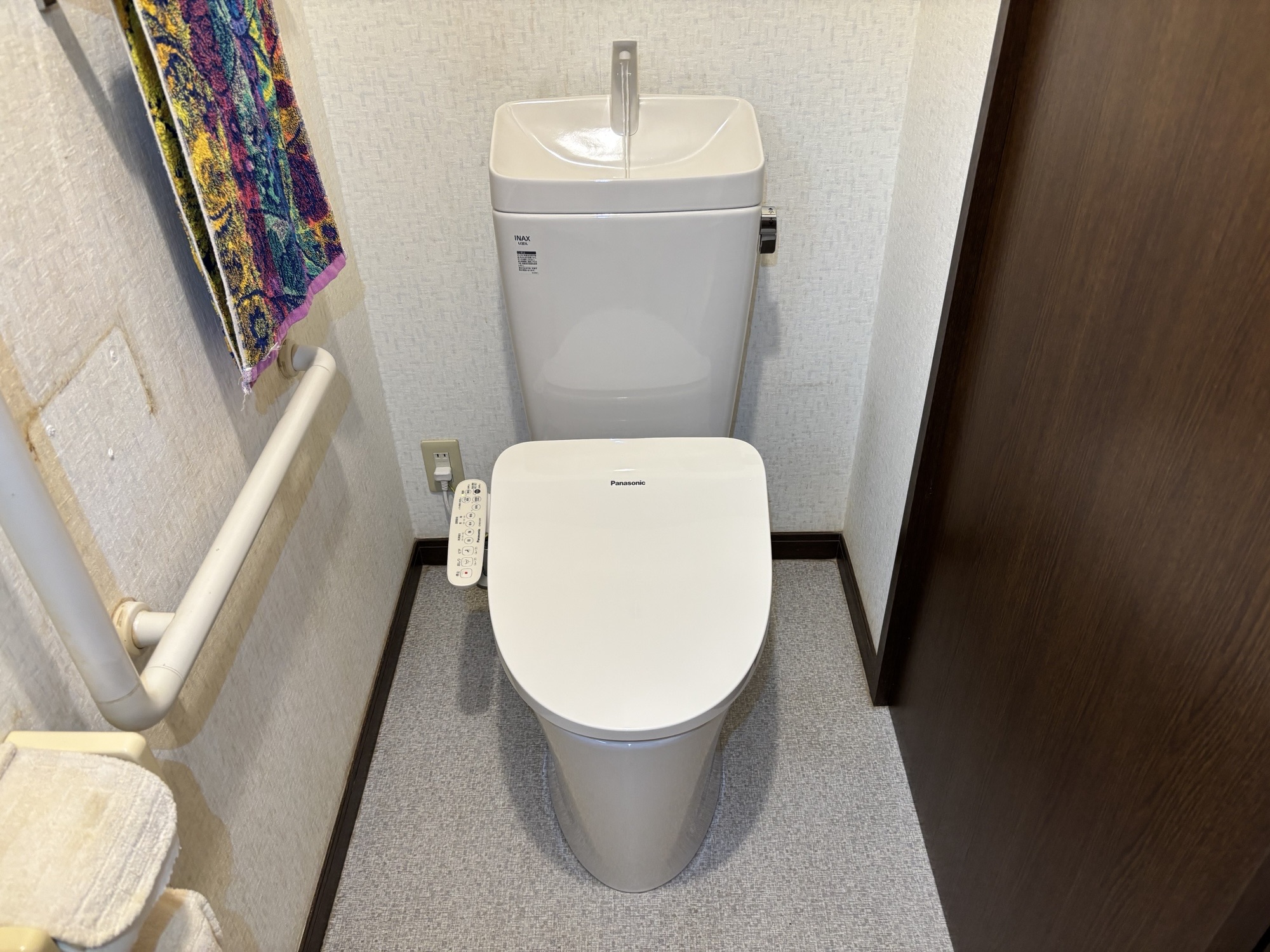 大分市K様邸トイレ交換 LIXILアメージュリトイレ+パナソニックCH951SPF工事後写真