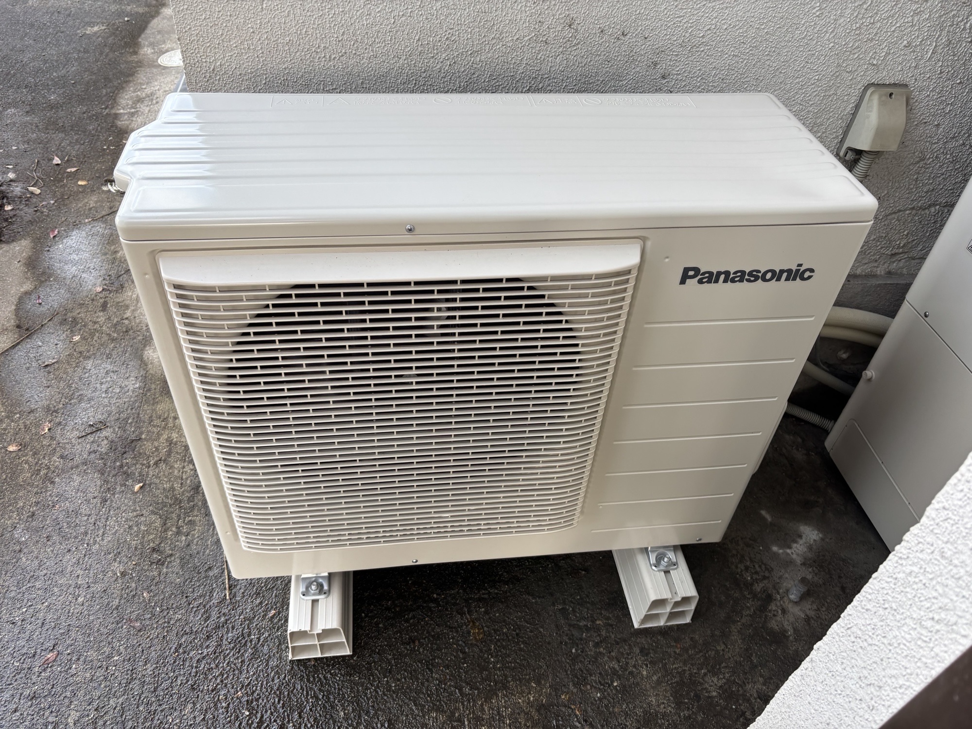 由布市挾間N様邸エコキュート交換　パナソニックHE-S37LQS工事後写真3