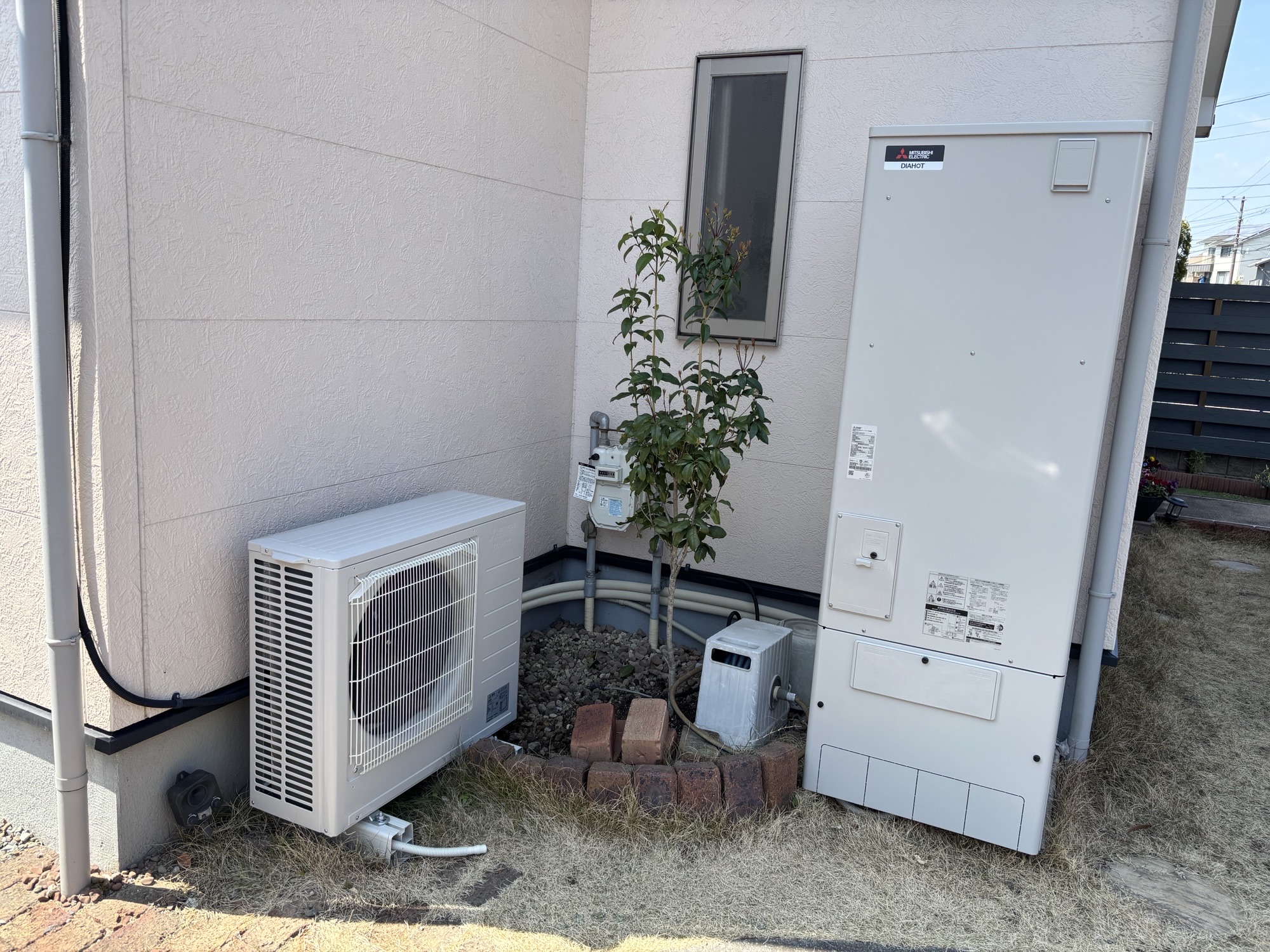 大分市A様邸エコキュート交換 三菱SRT-S377工事後写真