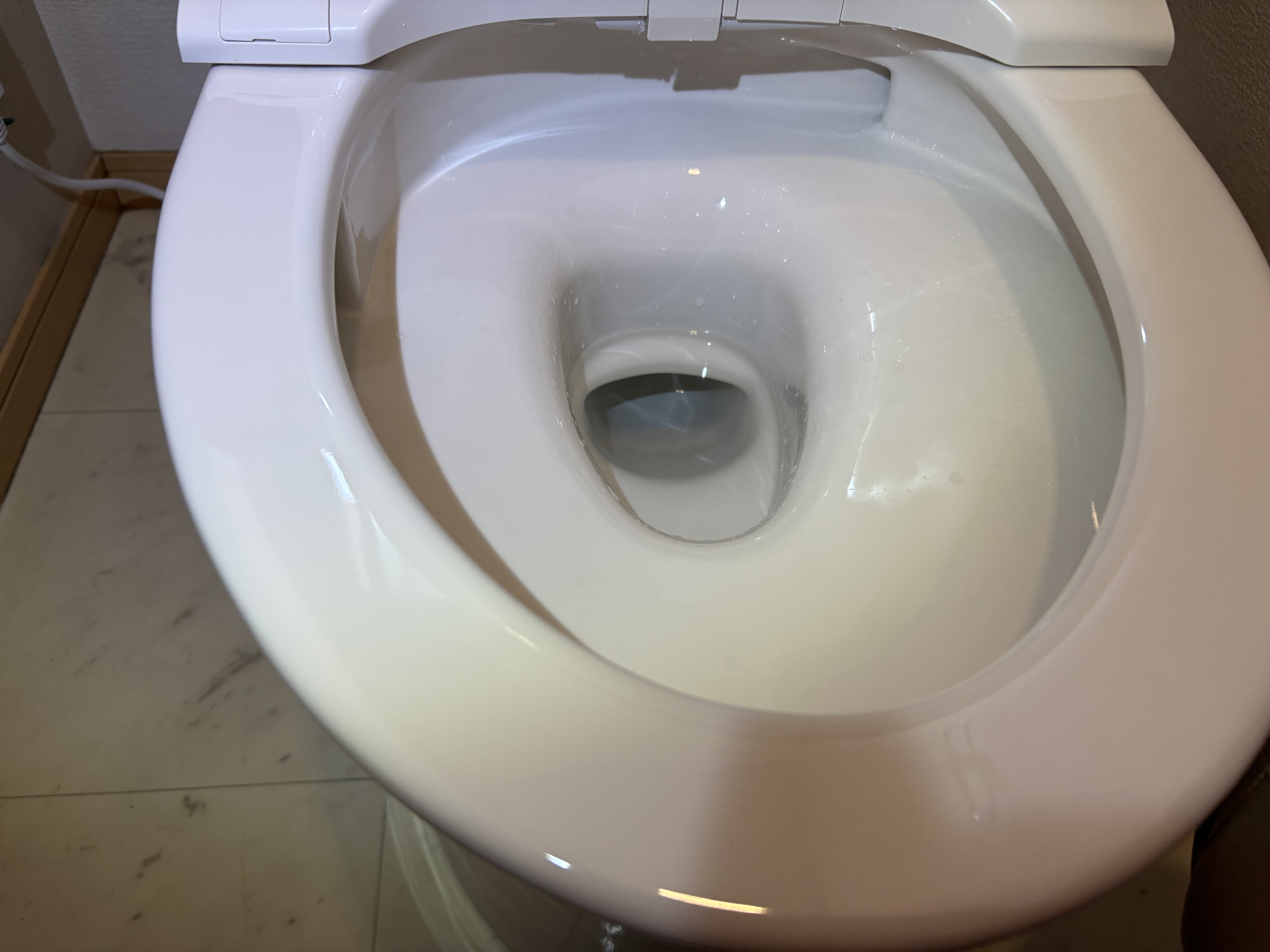 大分市T様邸トイレ交換工事後写真3