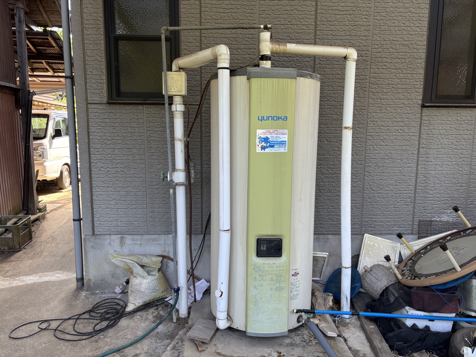 豊後大野市H様邸電気温水器～エコキュート交換工事前写真