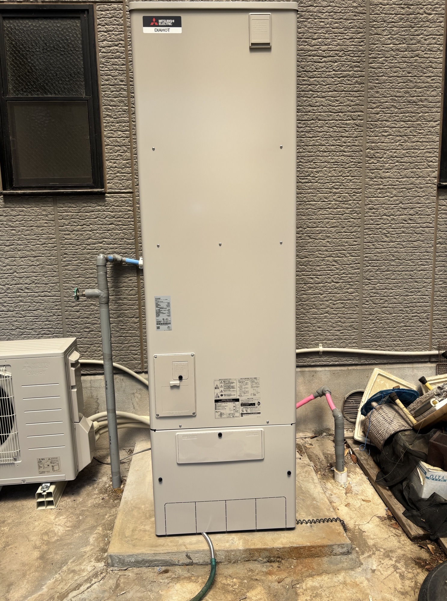 豊後大野市H様邸電気温水器～エコキュート交換工事後写真