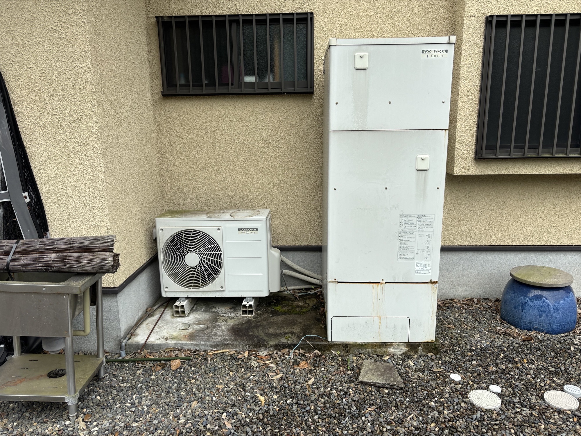 臼杵市Y様邸エコキュート交換工事前写真