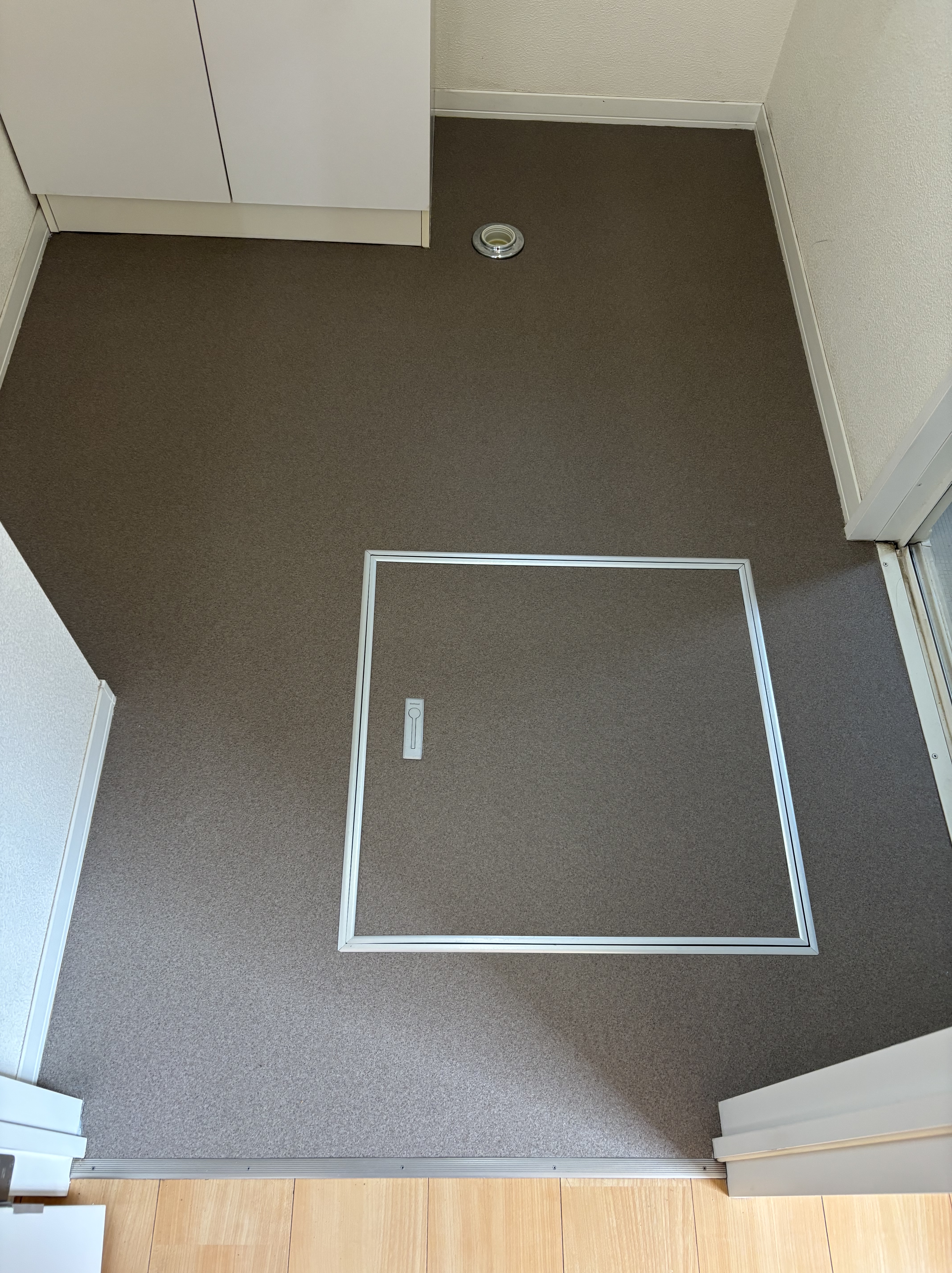 大分市T様貸家洗面所床クッションフロア張替工事後写真