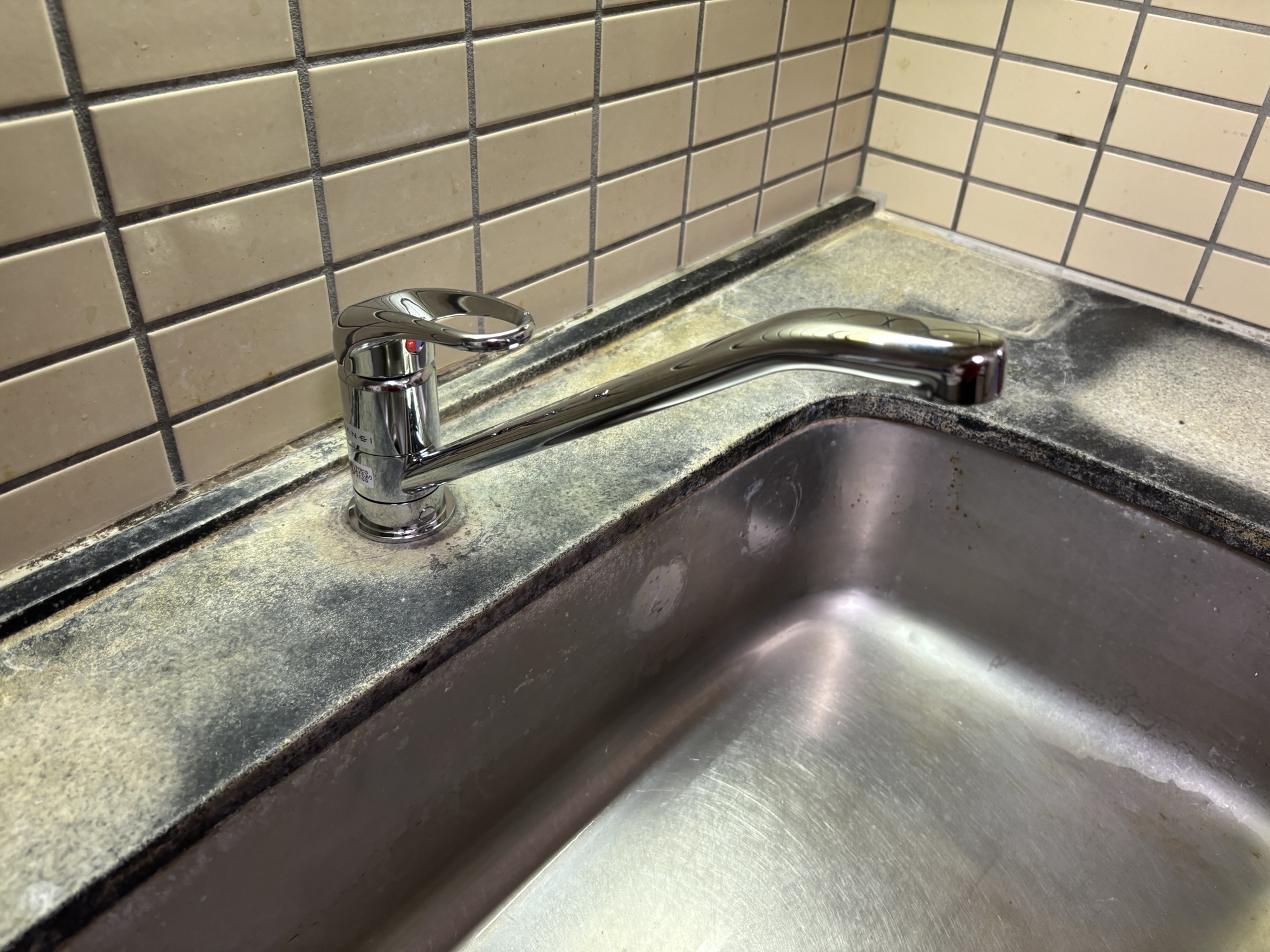 大分市S様邸キッチン水栓交換工事後写真