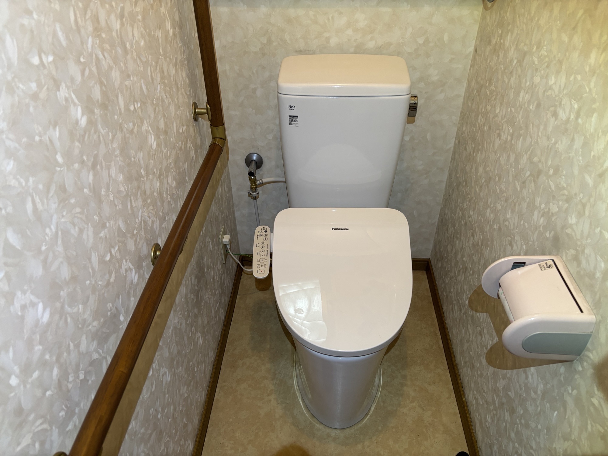 大分市S様邸トイレ交換工事後写真