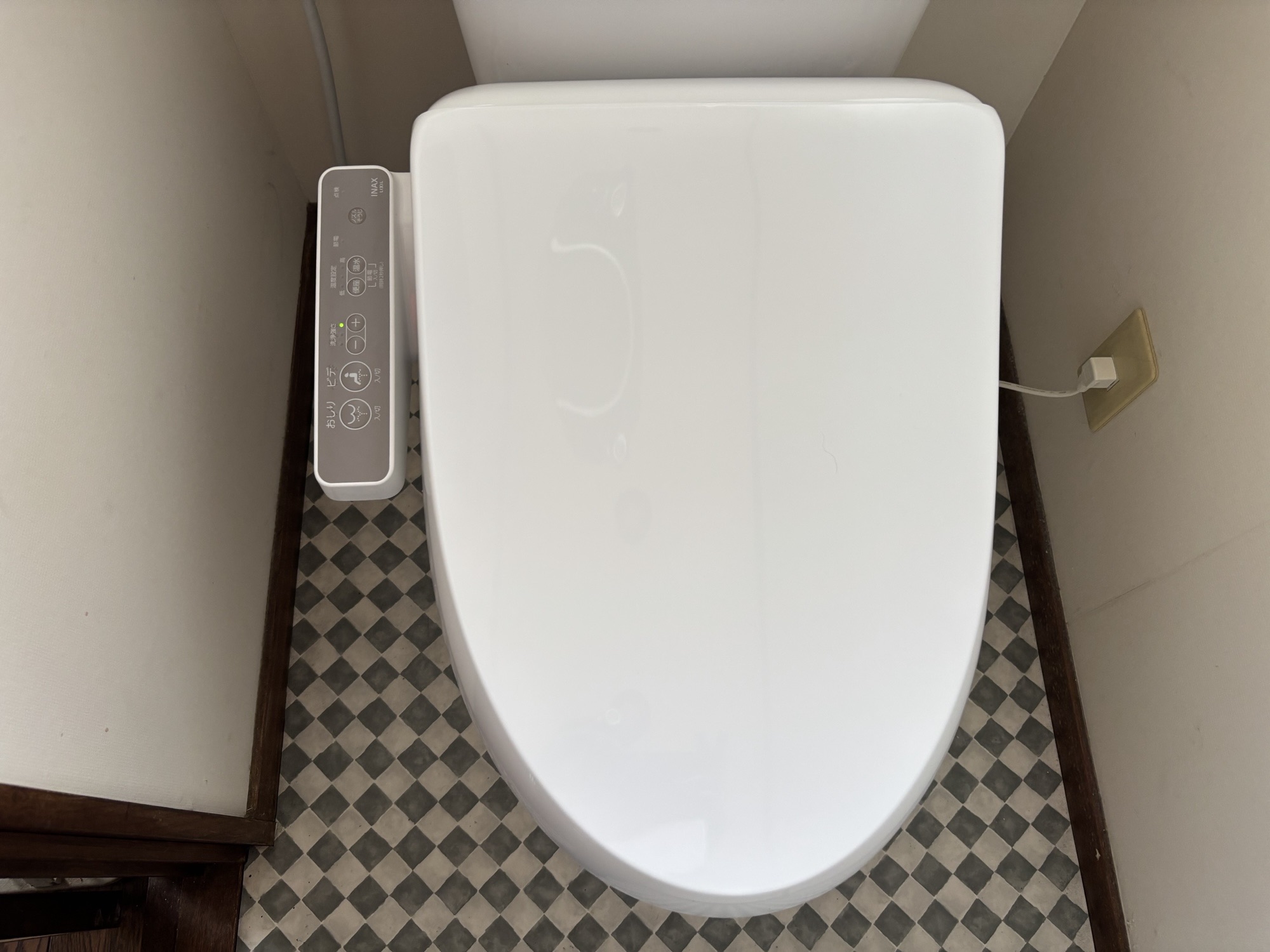 大分市A様邸トイレ交換工事後写真2