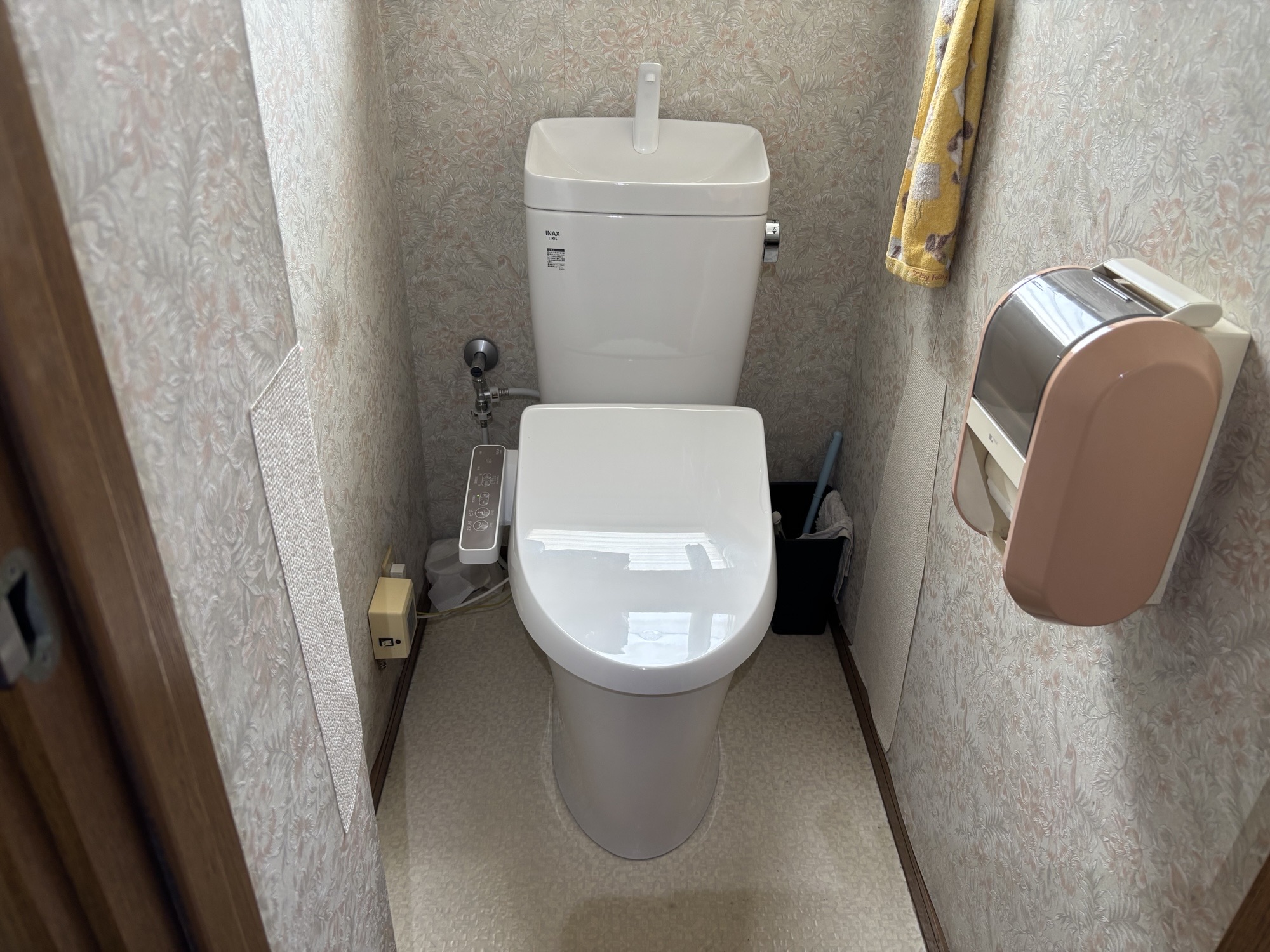 大分市W様邸１F・２Fトイレ交換工事後写真2