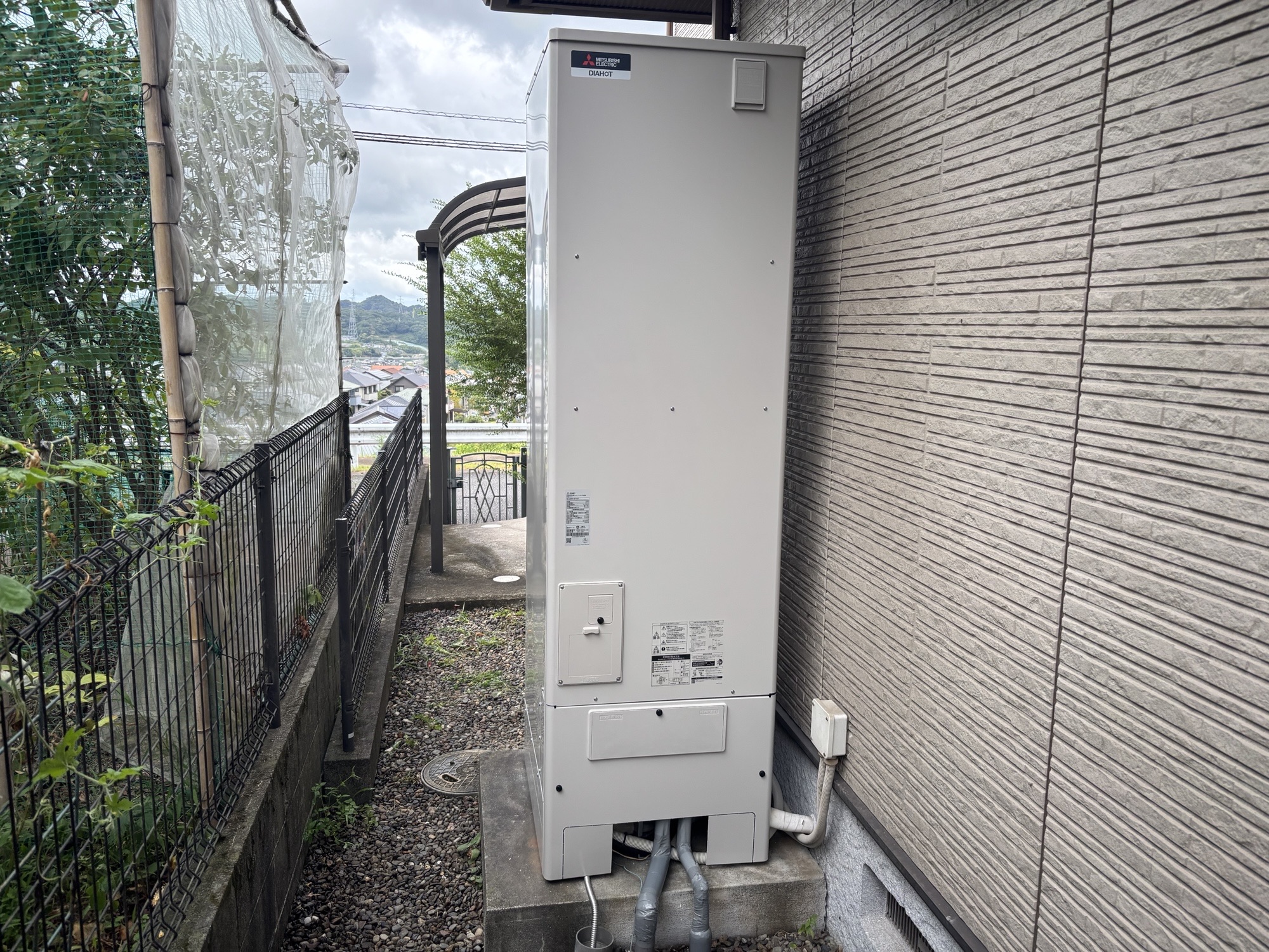 大分市A様邸電気温水器~エコキュート交換工事後写真