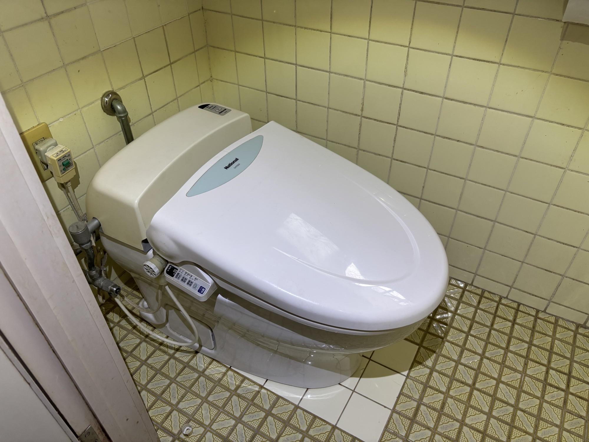 大分市T様邸トイレ交換工事前写真