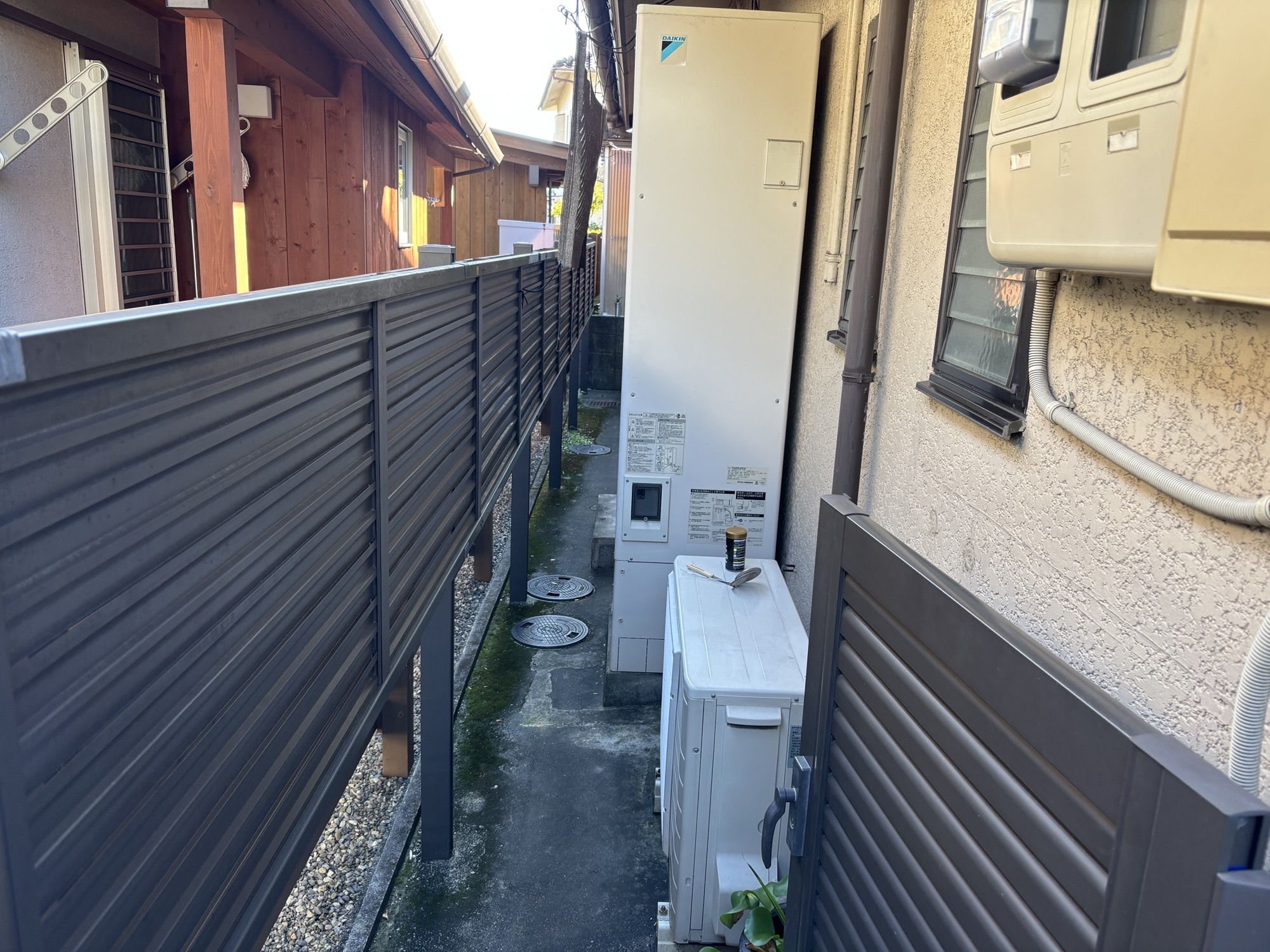 大分市A様邸エコキュート交換工事前写真